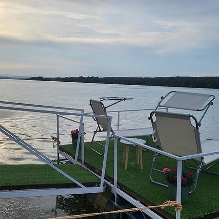 San Na Vodi Villa Смедерево Екстериор снимка